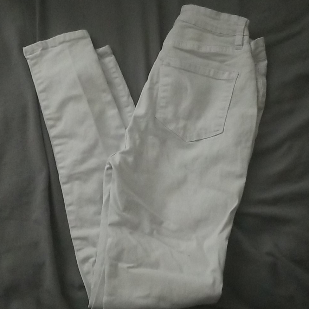 White Jean's Fashion Nova